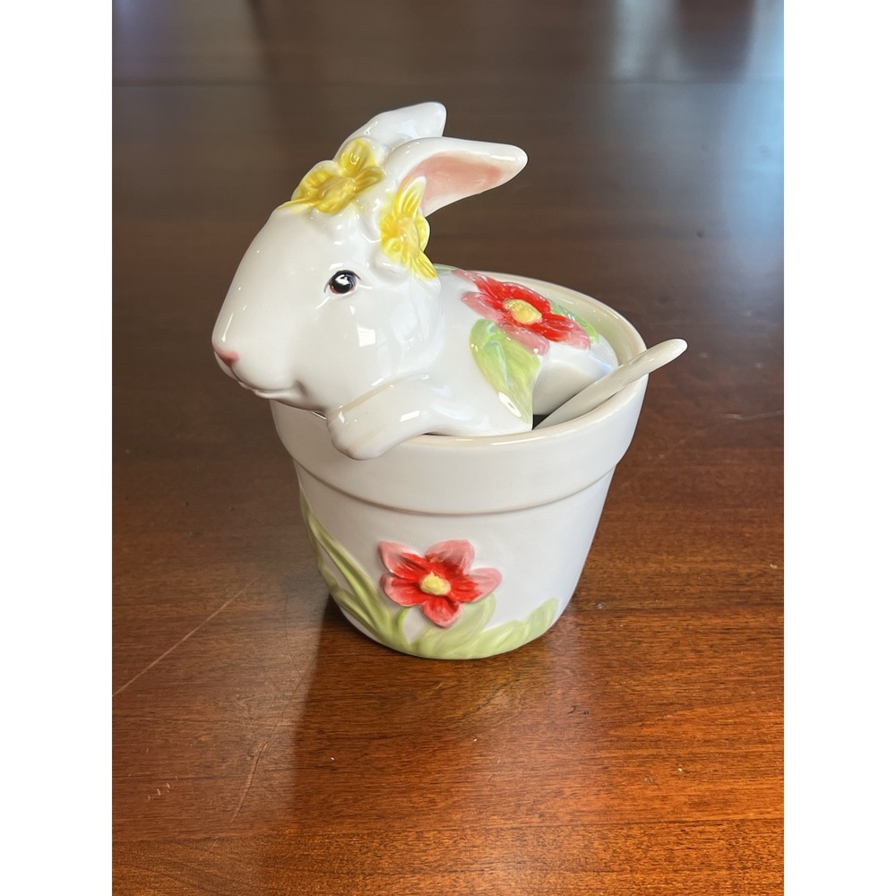 Pier 1 One Imports Lidded Sugar Bowl 3D‎ Bunny Rabbit Flowers Easter W Spoon